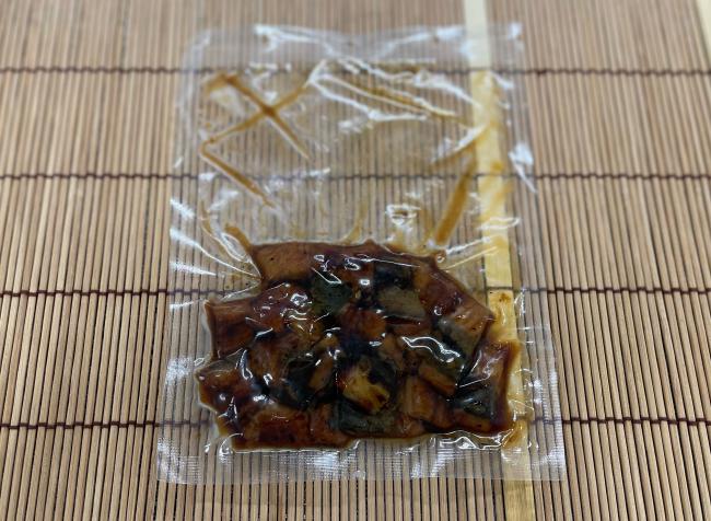 静岡県産うなぎきざみ佃煮　　(真空パック)